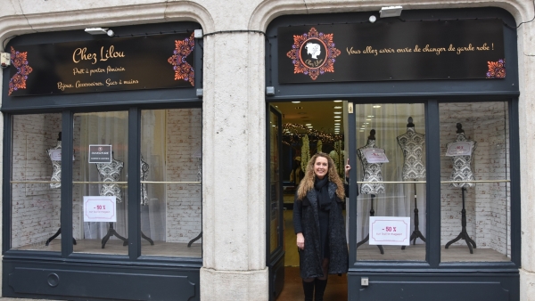 Nouveau commerce à Chalon-sur-Saône : « Chez Lilou », le magasin de prêt à porter pour les femmes stylées!