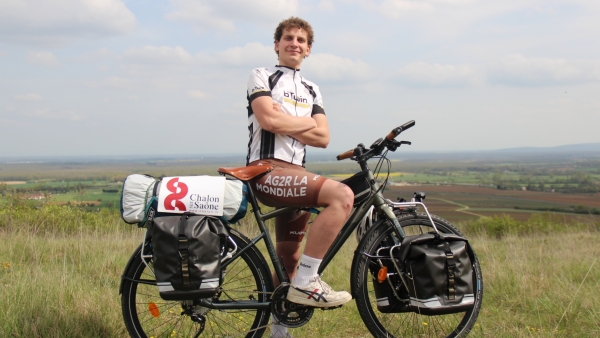 Le chalonnais Vincent Blancho projette, à 21 ans, de faire le tour de l’Écosse à vélo, en bivouac
