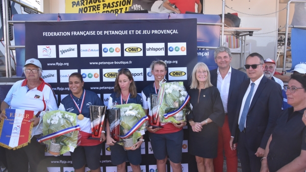 Mouna Beji, Ludivine D’Isidoro et Charlotte Darodes (Lyon) conservent leur titre de championnes de France face à la Martinique