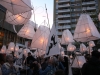 Pour clore le festival Les Utopiks, 500 participants ont déambulé dans les rues de Chalon-sur-Saône avec 200 lanternes