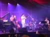 Deux registres, deux styles, tout aussi enchanteurs : le groupe "Szolénn 5tet" et Hugh Coltman ont fait surchauffer le chapiteau vendredi soir au festival de Jazz à Couches.