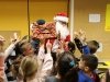 Le Père Noël est passé par l’école de Fragnes La Loyère juste avant les vacances.