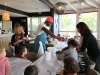 La semaine du goût à Fragnes La Loyère, le restaurant "Fleur de Sel" accueille les enfants de la petite et moyenne section de maternelle. 