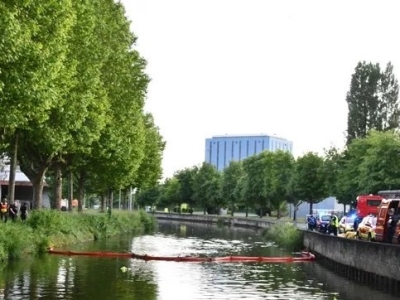 Une pollution aux hydrocarbures dans le canal du centre à Montceau-les-Mines