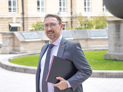 En Saône-et-Loire, Aurélien Dutremble demande une cartographie exhaustive des lieux ressources mobilisables en cas de fortes chaleurs.