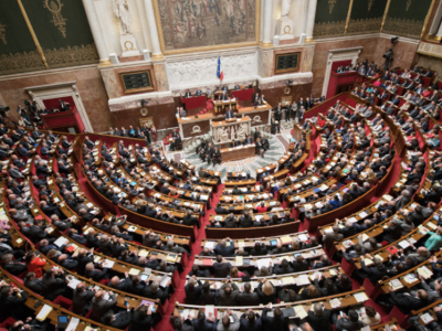 VOTE DE CONFIANCE BAYROU - Martin s'abstient, Michoux, Corneloup et Dutremble sanctionnent et Dirx soutient 