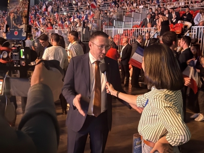 "Mâcon en Bleu, Blanc et Rouge", le député Aurélien Dutremble se félicite du rassemblement à Mâcon 