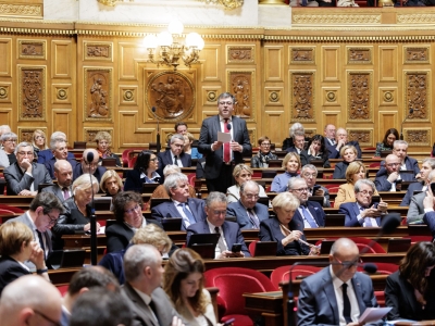 Alourdissement des normes applicables aux collectivités : le Sénateur GENET interpelle le Premier Ministre sur le respect de la parole donnée aux élus locaux
