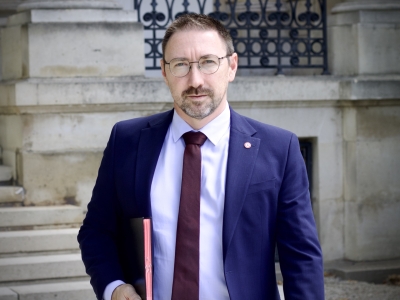 Harcèlement scolaire : Aurélien Dutremble interpelle le Gouvernement pour protéger les élèves de Saône-et-Loire
