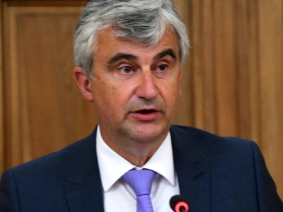 Médecins spécialistes, inondations, 80 km/h... Les petites annonces d'André Accary au conseil départemental de Saône et Loire 