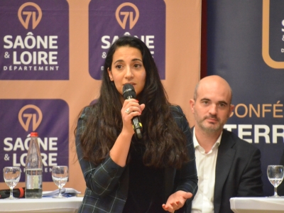 AIDES A L'ENFANCE - "Le département de Saône et Loire mobilise un plan de 9 millions d'euros, c'est 12 % de plus que l'année dernière" insiste Amelle Deschamps
