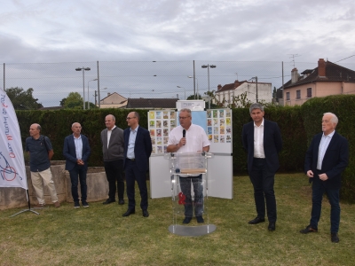 L’O.M.S  Chalon-sur-Saône, présente sa revue 2023 -2024, rassemblant tous les clubs sportifs adhérents 