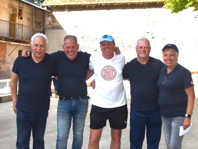 Auxonne remporte la 6ème édition du concours international franco suisse vétéran de  boule lyonnaise, l’équipe Suchaud fait le show et termine 2ème invaincue 