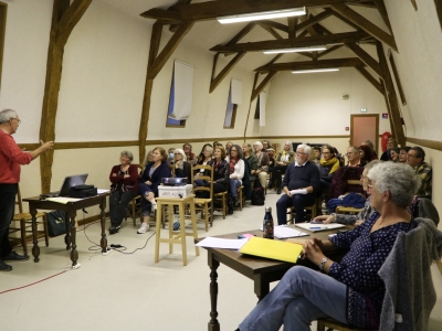 L’Association Musique/Pluriel en assemblée générale ordinaire au Château de la Loyère.