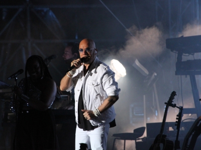 Parade enchanteresse pour Pascal Obispo aux Nuits Bressanes
