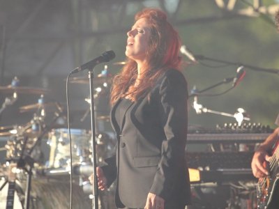 Isabelle Boulay a remis élégamment sur les rails les Nuits Bressanes