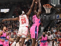 ELAN CHALON (Betclic Elite) - Chalon vient à bout de Saint-Quentin de 2 petits points 
