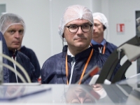 Sébastien Martin applaudit la relocalisation mise en oeuvre par Adhex Pharma