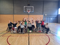 Du basket fauteuil pour 7 résidents du FAM de Sennecey-le-Grand