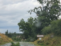 Prudence sur les routes ! Entre l'Allier et la Saône et Loire, de très nombreuses routes jonchées d'arbres et de branches 