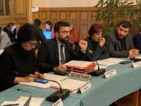 Scène surréaliste au conseil municipal d'Autun 