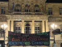 A Autun, les agriculteurs ont donné de la voix ce lundi soir 