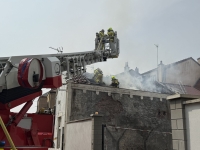 De lourds moyens mobilisés au Creusot après un incendie rue de la Verrerie 