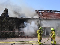 Un hangar agricole de 300 m2 avec 200 tonnes de fourrage détruit par un incendie à Antully 