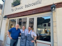 L’Auberge La Grande Vadrouille ouvre ce vendredi midi avec l’esprit des grandes auberges françaises