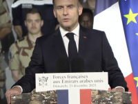 Emmanuel Macron annonce que la France va se "doter d'un nouveau porte-avions"