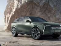 Nouveau DS N°7, le luxe à la française passe au vert