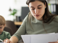 Privation matérielle et sociale : qui est concerné ?