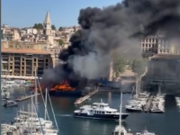 Un incendie touche plusieurs navires amarrés dans le Vieux-Port de Marseille, plusieurs blessés et deux bateaux coulés