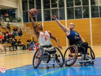 EUROCUP 2 à NOTTWIL (Suisse) - ELAN CHALON 58  SHEFFIELD STEELERS 55 - La victoire en équipe au bout du bout