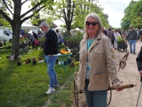 FOIRE AUX PLANTES LA FERTÉ - Maire de Saint-Ambreuil et bien sûr cliente de la première heure 