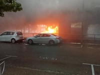 Des photos de fidèles d'info-chalon.com montrent l'intensité de l'incendie de ce lundi matin 