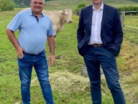 LEGISLATIVES - 5e circonscription de Saône et Loire - Gilles Platret sera aux côtés de Frédéric Borne, éleveur à Ecuisses 