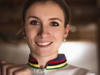 Une championne du monde des arts sucrés ouvre sa pâtisserie à Beaune