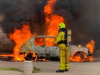 Impressionnant feu de voiture au coeur de Givry ce vendredi après-midi