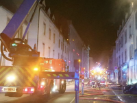 A Dijon, une voiture s'encastre dans un restaurant et déclenche un incendie