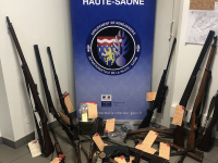 Plus d'une quarantaine d'armes à feu saisies après le démantèlement d'un trafic en Franche-Comté
