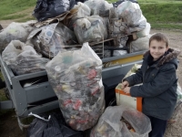 En quelques heures, 8 m3 de saloperies ramassées en Saône à Gergy