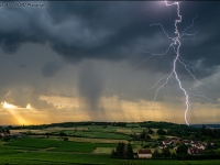 L'orage de vendredi immortalisé par Will Hien sur les hauteurs de Buxy