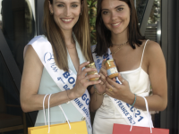 A Beaune, Miss Bourgogne est venue saluer la moutarderie Fallot, partenaire historique du Comité régional