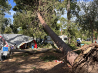Intempéries en Corse : les campings de Corse-du-Sud évacués sur arrêté de la préfecture, plusieurs dizaines de milliers de personnes à reloger