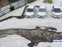 Impressionnantes images de l'orage de grêle qui a frappé la région de Saint-Etienne