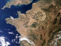 SECHERESSE - Impressionnante photo satellite de la France grillée... 