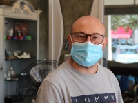 On vient de loin pour se faire couper les cheveux chez Laurent