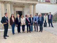 Œnotourisme : en Bourgogne, la ministre trace la route d’un tourisme d’avenir