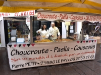 Marché du dimanche à Chalon : Avec Milou, venez savourer une bonne paëlla et un bon couscous